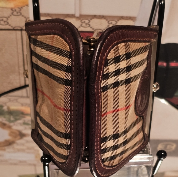 BURBERRY VINTAGE  KISSLOCK COIN POUCH - Picture 10 of 12